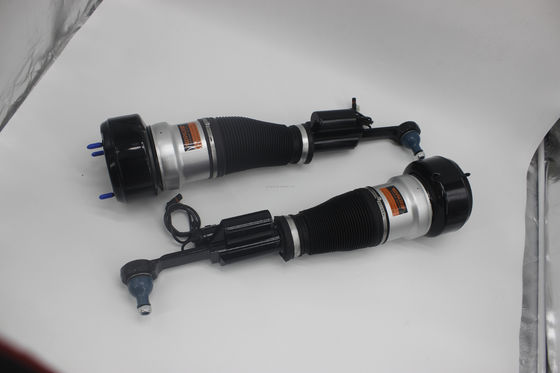 Reemplazar/reparar el absorber de choque frontal izquierdo y el ensamblaje de soporte para Mercedes W221 Babos
